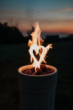24-juni-guten-morgen-bilder-neu-guten-morgen-gruss-neu-guten-morgen-wuensche-guten-morgen-gruesse-kostenlos-herz-lagerfeuer-gefuehle-245 24. Juni: Dein Herz ist wie ein Lagerfeuer. Wärme dich an den positiven Gefühlen, die es entfacht. - Guten Morgen Bilder neu | Guten Morgen Gruss neu | Guten Morgen Wünsche | Guten Morgen Grüße kostenlos